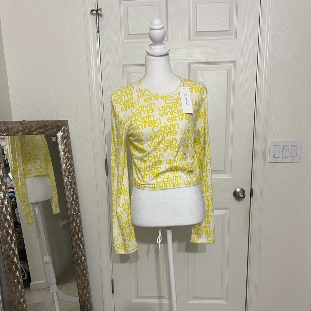 Calvin Klein NWT Yellow Logo Long Sleeve Top